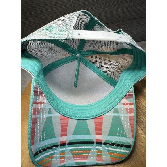 NEW WOMEN’S SEA GREEN/WHITE/MULTI PISTIL DESIGNS MCKINLEY TRUCKER HAT SPRING - Picture 5 of 6